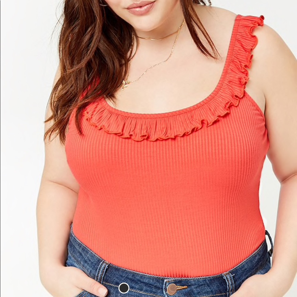 Plus Size Ruffle Ribbed Knit Top